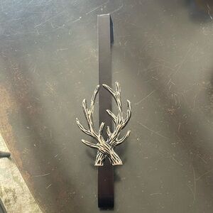 NWOT Walmart Deer Antler wreath hanger. Never used